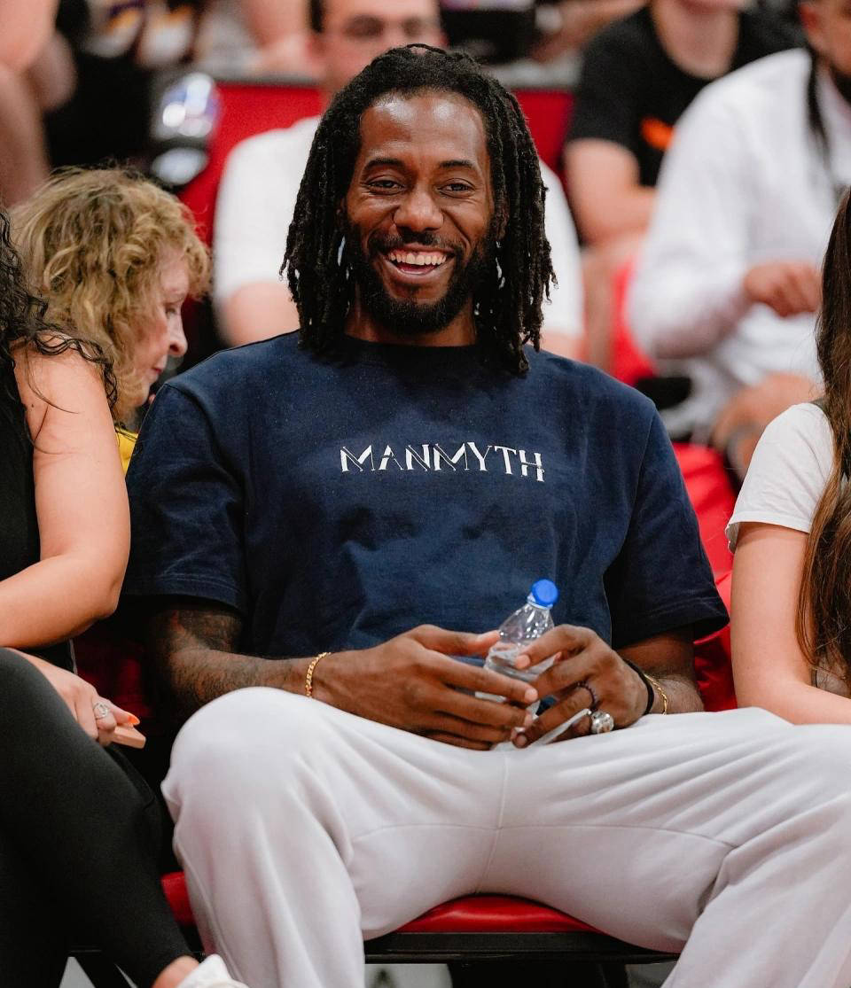 NBA杯四强对阵全部出炉：魔术vs尼克斯，雷霆vs马刺（NBA杯四强对阵揭晓：魔术对尼克斯，雷霆迎战马刺）