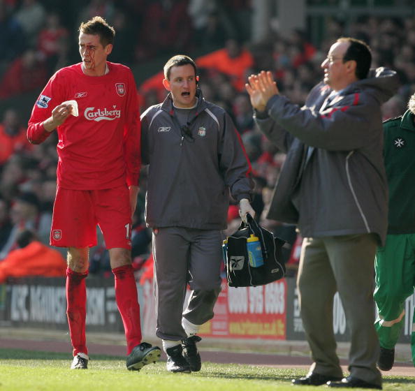 埃切韦里冬窗回河床？记者：经纪人和曼城都没有进行相关讨论（记者称埃切韦里冬窗回归河床暂无谈判：经纪人与曼城未就此沟通）