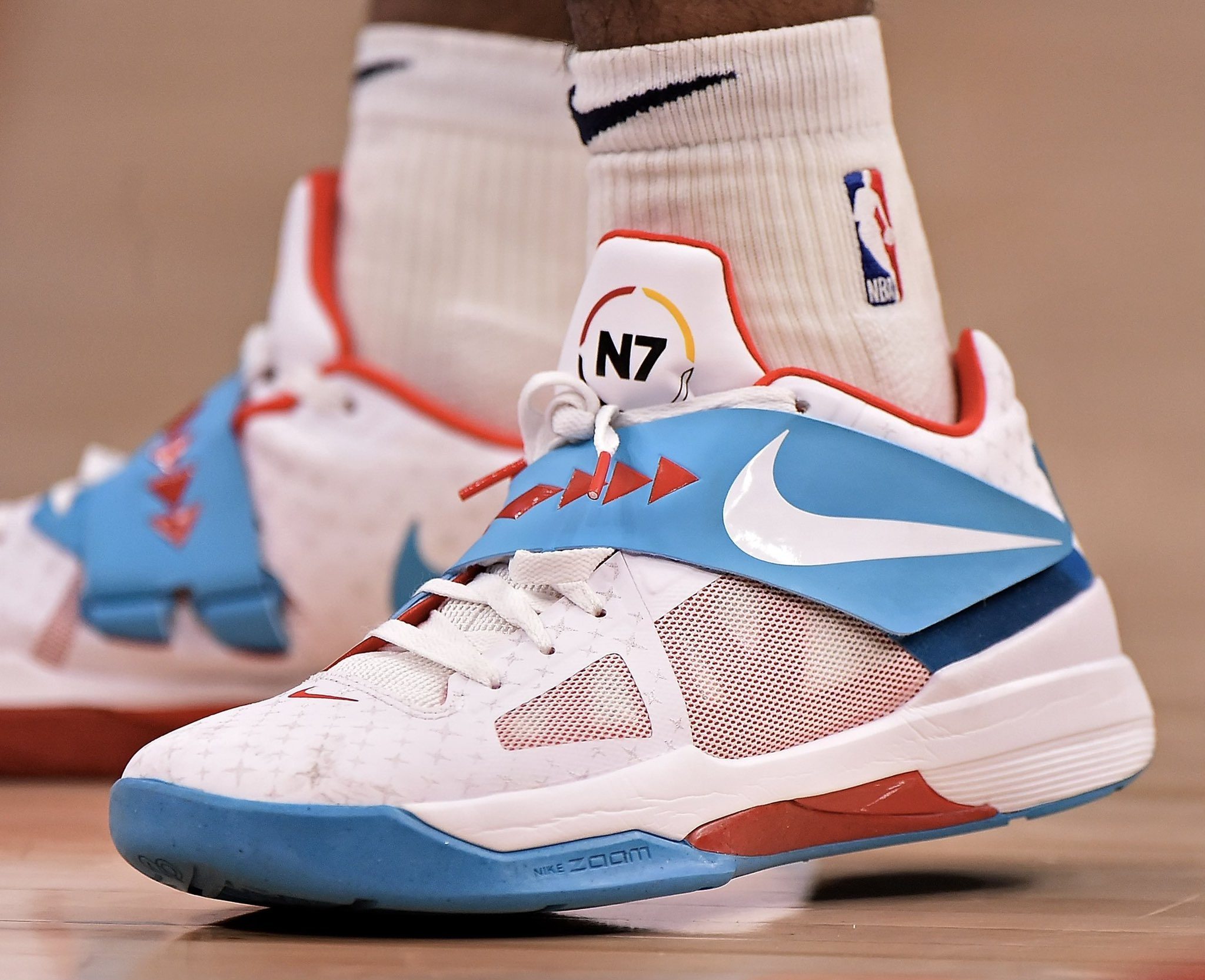 李可：今晚比赛打得很艰难，现在好好调整为中超收官战蓄力（李可：今晚比赛异常艰苦，接下来调整状态，全力备战中超收官战）