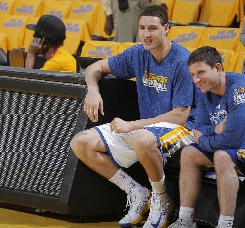 意媒：黄潜考虑买断那不勒斯租将拉法-马林，皇马握有回购权（意媒：比利亚雷亚尔拟买断那不勒斯租借的拉法-马林，皇马仍握回购条款）