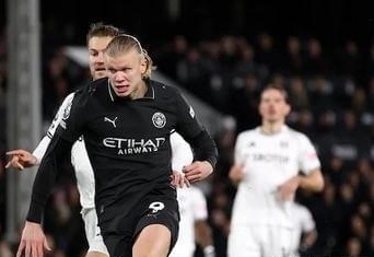 赖特：媒体在利用贝林被换下制造矛盾，这事他们能炒到世界杯（赖特：媒体借贝林被换大做文章，话题能炒到世界杯）