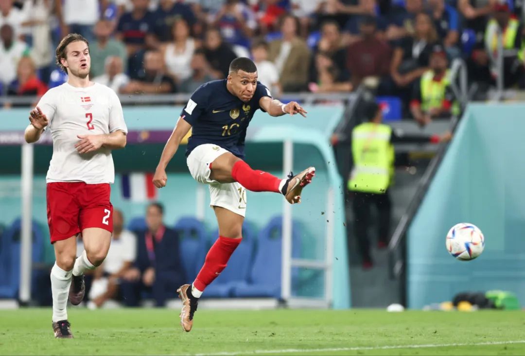 巴萨2比1逆转法兰克福首胜对手（巴萨2比1逆转法兰克福，收获对阵该队首胜）