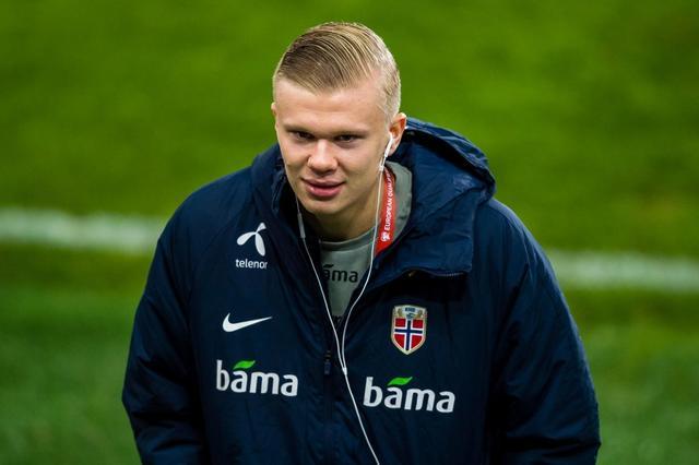 重伤后时隔20个月重返韩国队，曹圭成：我一直在等征召电话（重伤后阔别20个月重回韩国队，曹圭成：一直在等那通征召电话）