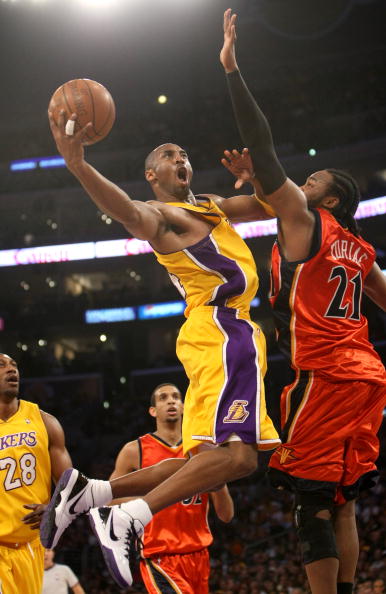 森保一：南野拓实受伤令人难过，将全力支持他（森保一：南野拓实受伤令人惋惜，我们将全力支持他）