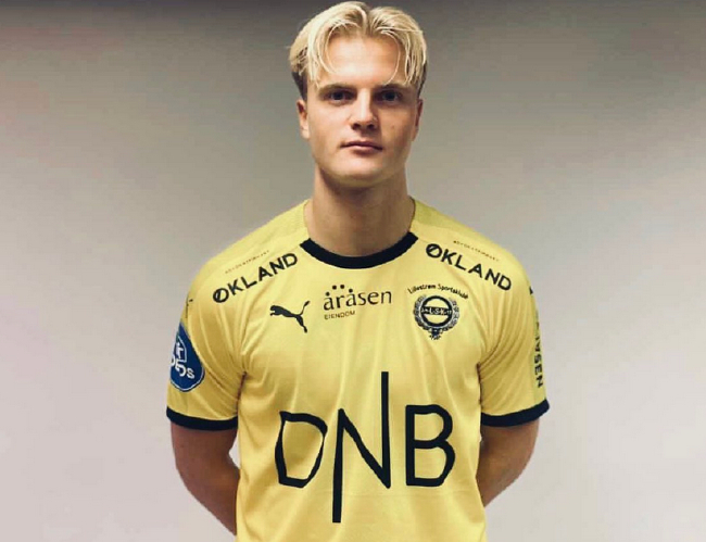 宋凯出席中国体育美术作品展览，与奥运冠军金牌合影（宋凯亮相中国体育美术作品展，与奥运冠军金牌同框留影）