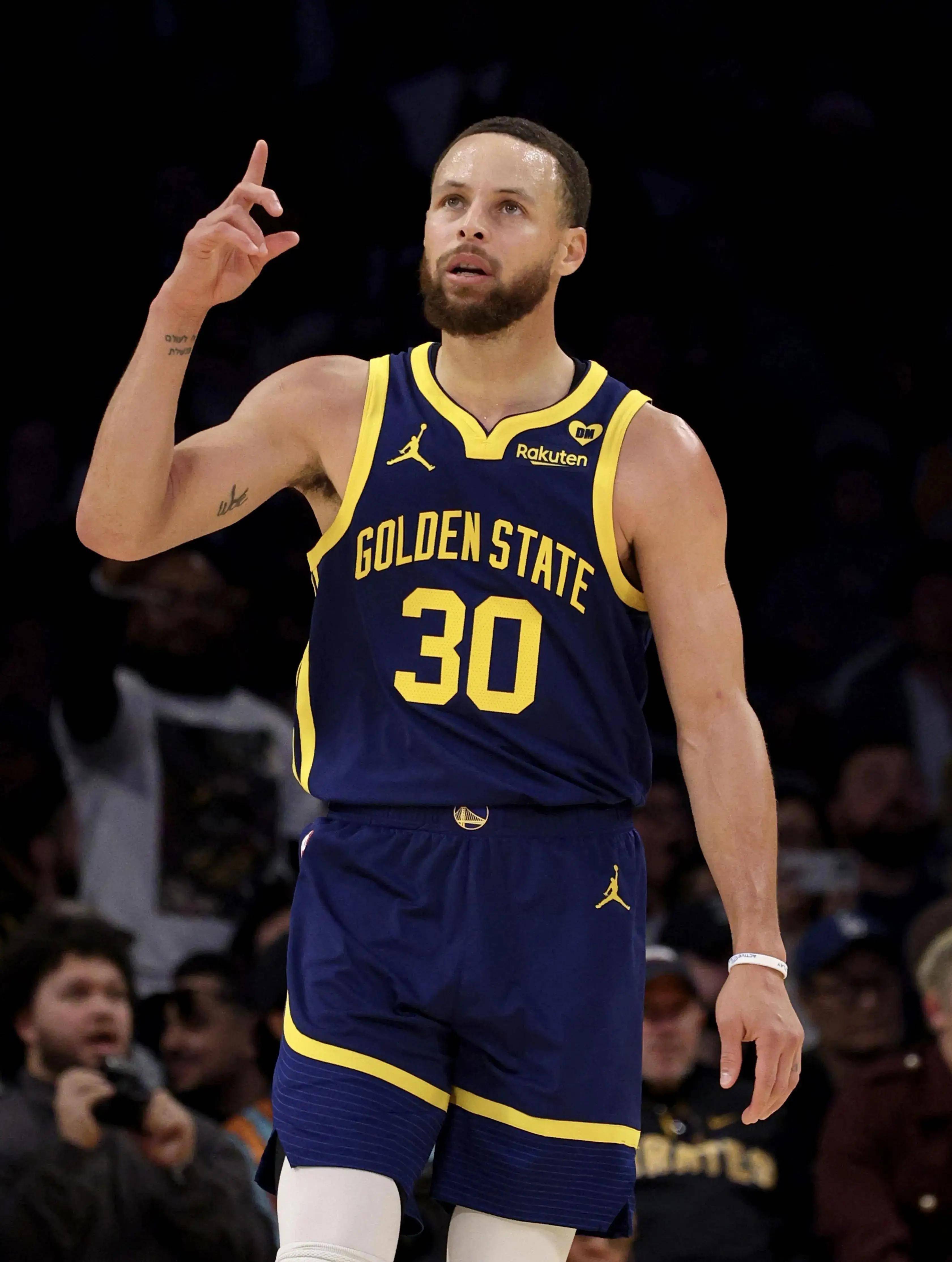 数说真相 ｜ 数据看似平庸但作用巨大！巴特勒对勇士究竟有多重要？（数据揭示：看似平庸却价值巨大的巴特勒，对勇士究竟有多关键？）